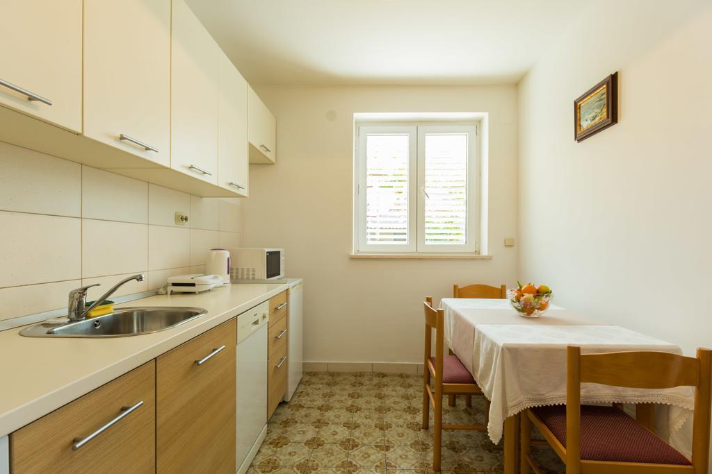 Anika Apartment Дубровник Екстериор снимка