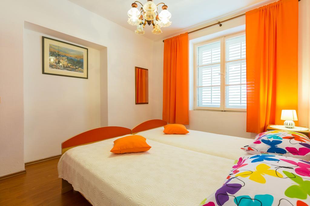 Anika Apartment Дубровник Екстериор снимка
