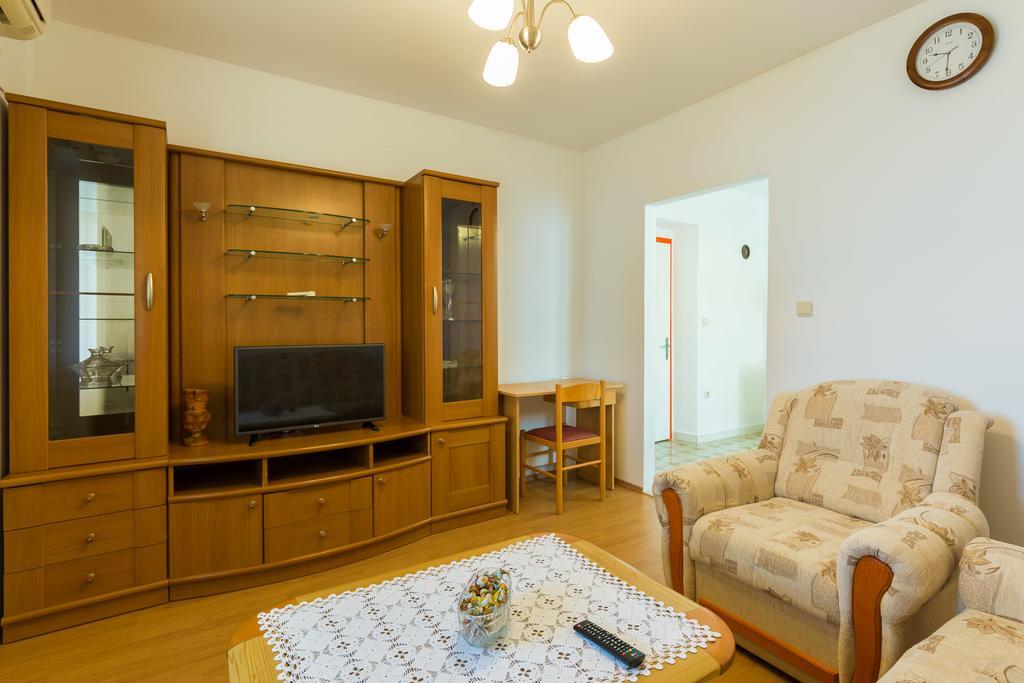 Anika Apartment Дубровник Екстериор снимка