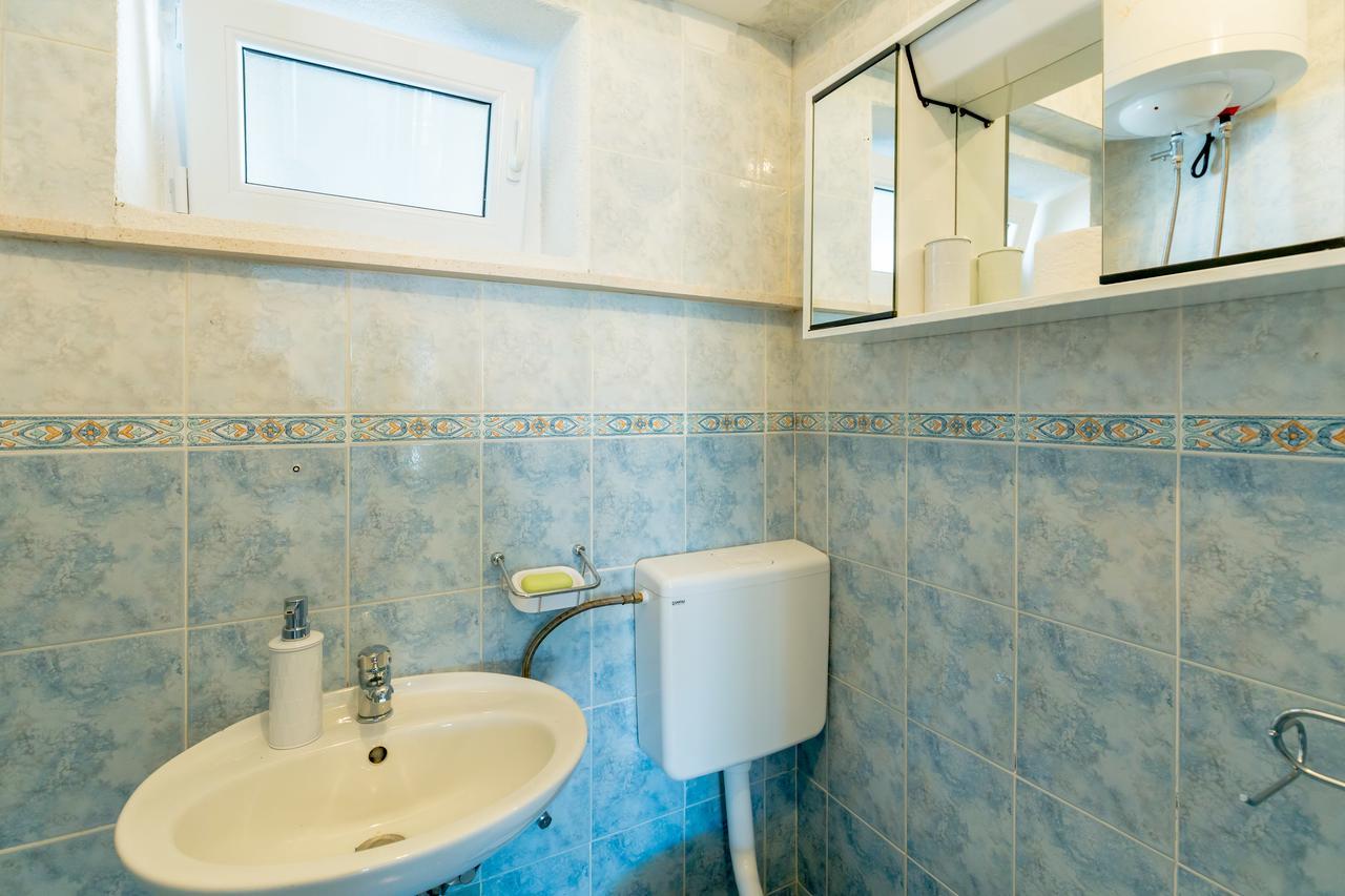 Anika Apartment Дубровник Екстериор снимка